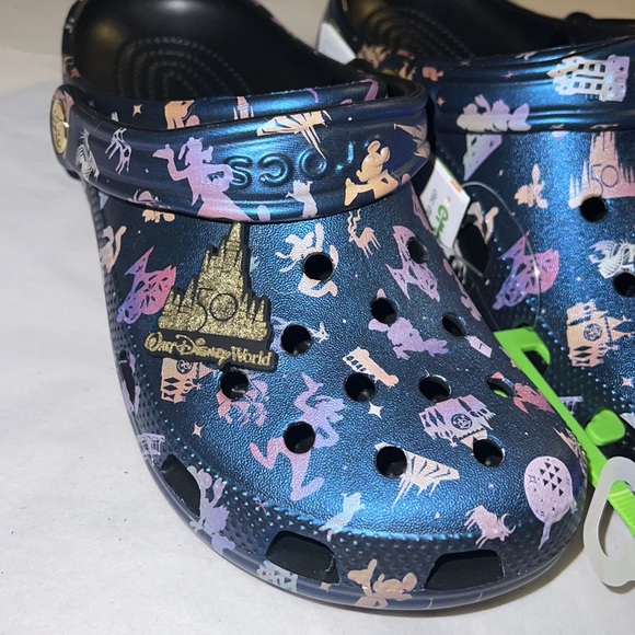 M4/W6 Disney Crocs Grand Finale 50th Anniversary Clogs - Picture 3 of 16